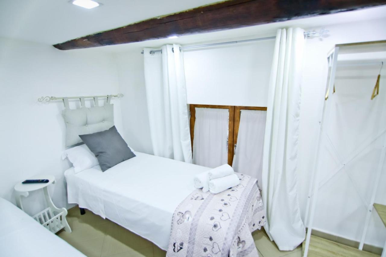 Napule - Loft Apartment Napoli Bagian luar foto