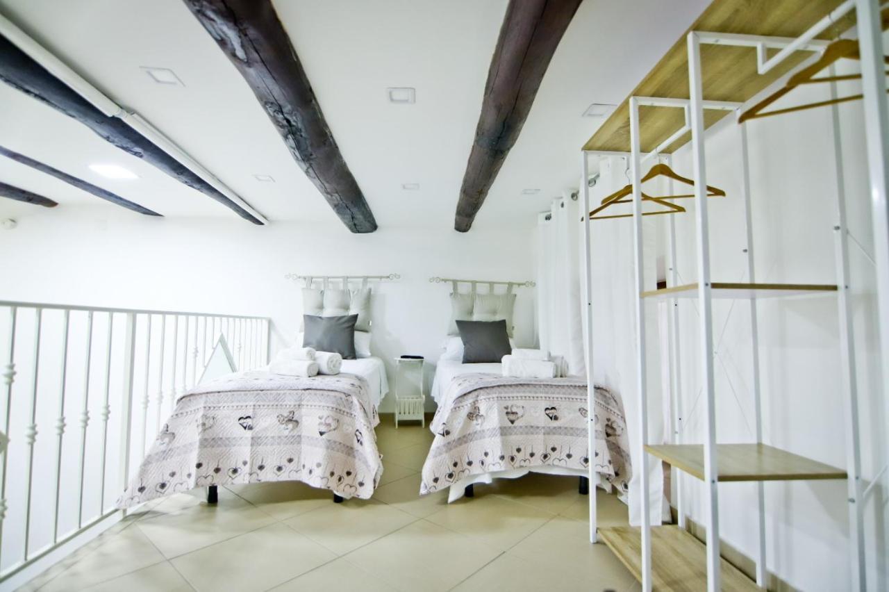 Napule - Loft Apartment Napoli Bagian luar foto