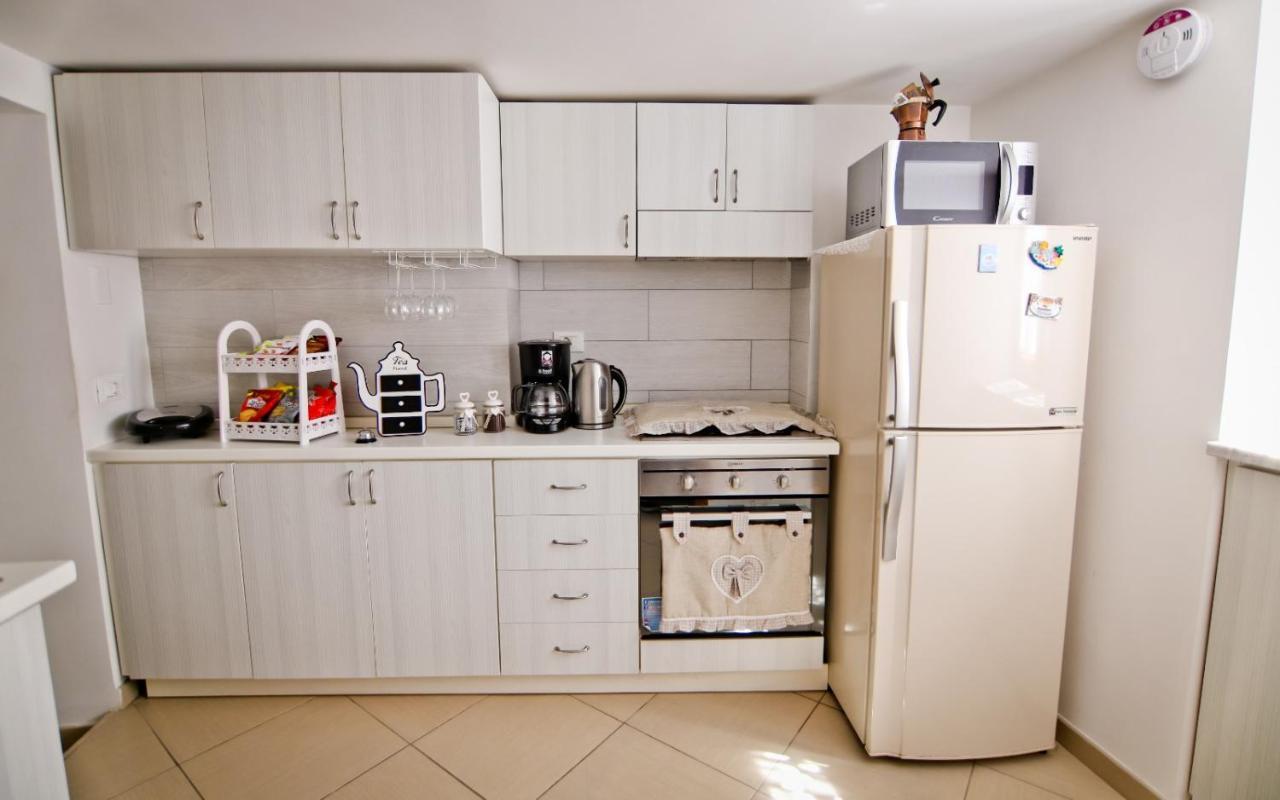 Napule - Loft Apartment Napoli Bagian luar foto